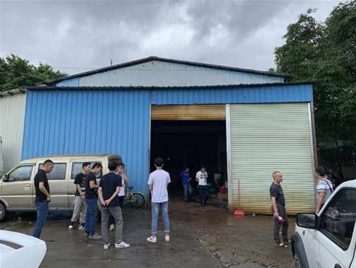 生產(chǎn)化妝品的工廠竟如此簡陋！廣州再查一批違法排污經(jīng)營戶